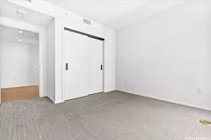 333 Ward Ave, Honolulu, HI 96814 - Photo 16