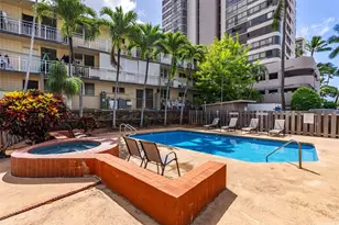 2724 Kahoaloha Ln, Honolulu, HI 96826 - Photo 18