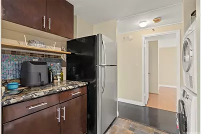 2724 Kahoaloha Lane #1207, Honolulu, HI 96826 - Photo 6