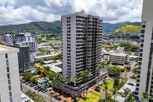 2724 Kahoaloha Ln, Honolulu, HI 96826 - Photo 20