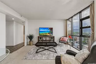 930 Kaheka St, Honolulu, HI 96814 - Photo 2