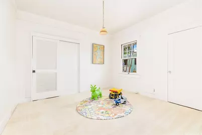 3204 Mooheau Avenue, Honolulu, HI 96816 - Photo 12