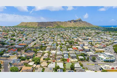 3204 Mooheau Avenue, Honolulu, HI 96816 - Photo 22