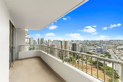 2825 S King Street #2504, Honolulu, HI 96826 - Photo 8