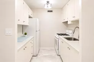 910 Ahana St, Honolulu, HI 96815 - Photo 4