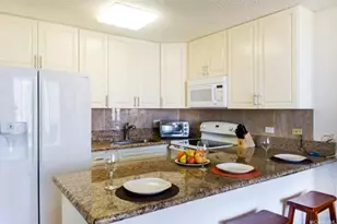 411 Hobron Ln, Honolulu, HI 96815 - Photo 2