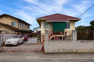 1015 Noble Ln, Honolulu, HI 96817 - Photo 1