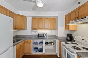 364 Seaside Ave, Honolulu, HI 96815 - Photo 2