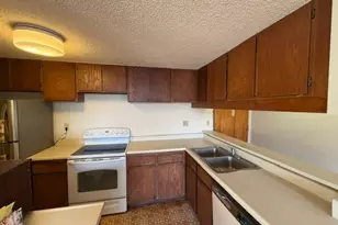 2724 Kahoaloha Ln, Honolulu, HI 96826 - Photo 6