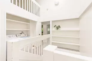 300 Kawaihae St, Honolulu, HI 96825 - Photo 12