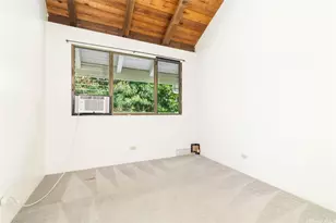 300 Kawaihae St, Honolulu, HI 96825 - Photo 16