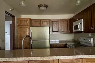 555 Hahaione St, Honolulu, HI 96825 - Photo 10