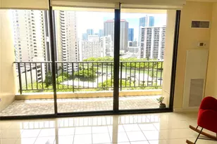 411 Hobron Ln, Honolulu, HI 96815 - Photo 2