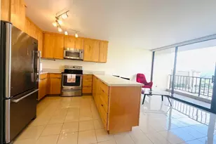411 Hobron Ln, Honolulu, HI 96815 - Photo 4