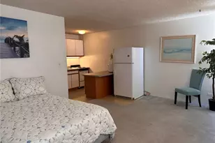 1560 Kanunu St, Honolulu, HI 96814 - Photo 10