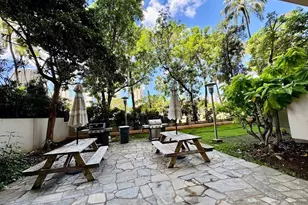 500 University Ave, Honolulu, HI 96826 - Photo 12