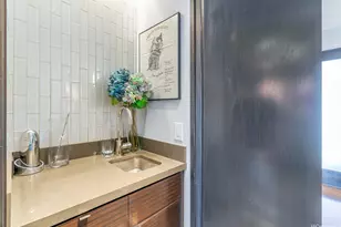 2979 Kalakaua Ave, Honolulu, HI 96815 - Photo 18