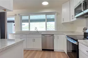 817 Koko Isle Cir, Honolulu, HI 96825 - Photo 8