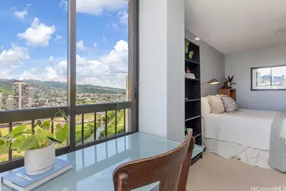 430 Lewers Street #2801, Honolulu, HI 96815 - Photo 18