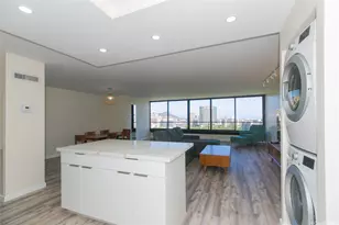 1910 Ala Moana Blvd, Honolulu, HI 96815 - Photo 10