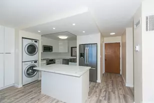 1910 Ala Moana Blvd, Honolulu, HI 96815 - Photo 8