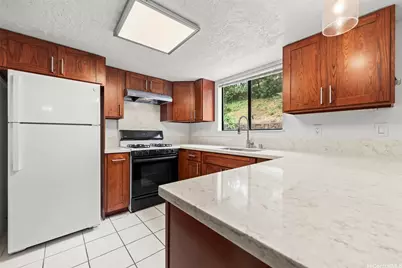 98-588 Kilinoe Street #101, Aiea, HI 96701 - Photo 6