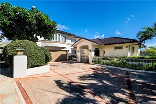 1604 Ihiloa Loop, Honolulu, HI 96821 - Photo 2