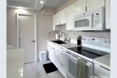 201 Ohua Avenue #3403 T2 (NUC), Honolulu, HI 96815 - Photo 4