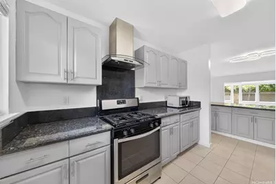 502 Kekupua Street, Honolulu, HI 96825 - Photo 2