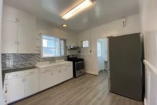 327 Puuhue Pl, Honolulu, HI 96817 - Photo 2