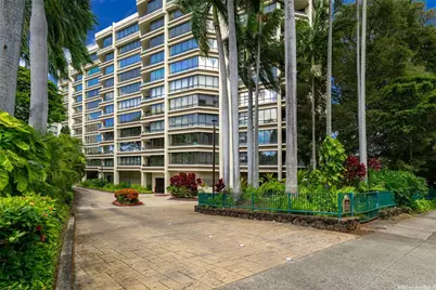 1525 Wilder Avenue #207, Honolulu, HI 96822 - Photo 1