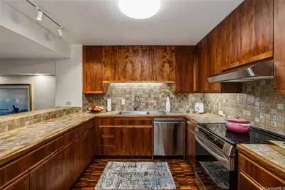 1525 Wilder Avenue #207, Honolulu, HI 96822 - Photo 14
