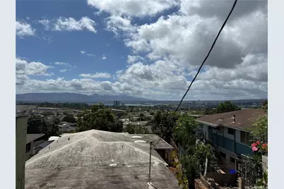 1358 Wanaka Street, Honolulu, HI 96818 - Photo 2