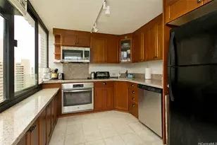 343 Hobron Ln, Honolulu, HI 96815 - Photo 4