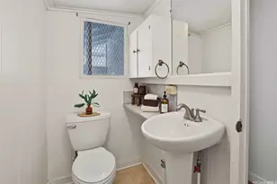 860 Hind Iuka Dr, Honolulu, HI 96821 - Photo 16