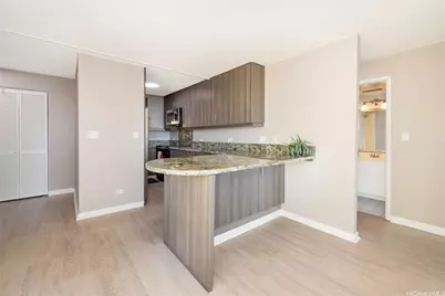 1054 Green Street #808, Honolulu, HI 96822 - Photo 2