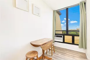 134 Kapahulu Ave, Honolulu, HI 96815 - Photo 2