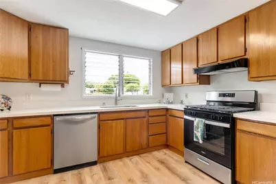 621 Palawiki Street, Kailua, HI 96734 - Photo 6