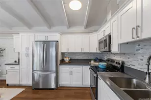 923 Upalu St, Pearl City, HI 96782 - Photo 8