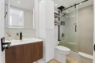 2427 Kuhio Ave, Honolulu, HI 96815 - Photo 20