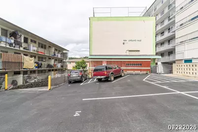 1654 Liholiho Street #15, Honolulu, HI 96822 - Photo 1