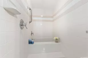 2440 Kuhio Ave, Honolulu, HI 96815 - Photo 10