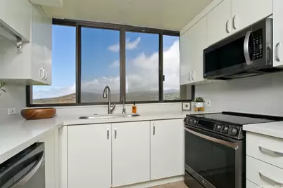 3050 Ala Poha Place #18W, Honolulu, HI 96818 - Photo 10