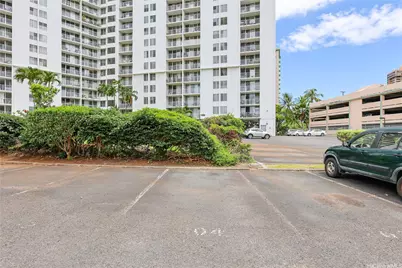 1128 Ala Napunani Street #404, Honolulu, HI 96818 - Photo 24