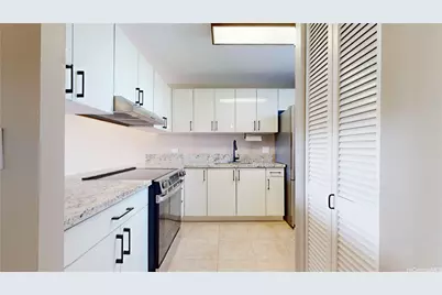 1128 Ala Napunani Street #404, Honolulu, HI 96818 - Photo 6