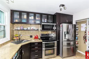 290 Kawaihae St, Honolulu, HI 96825 - Photo 6