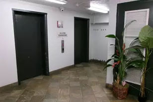 2421 Ala Wai Blvd, Honolulu, HI 96815 - Photo 18