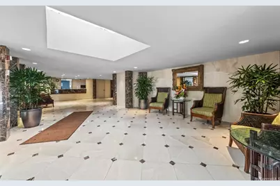 2895 Kalakaua Avenue #1008, Honolulu, HI 96815 - Photo 12
