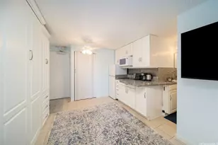 2463 Kuhio Ave, Honolulu, HI 96815 - Photo 4