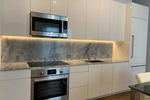 987 Queen St, Honolulu, HI 96814 - Photo 1